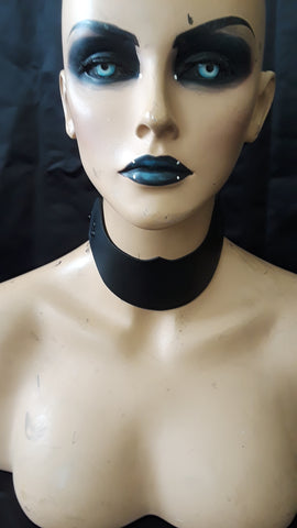 Maribaal Clothing  Hex Moon leather. Neck piece